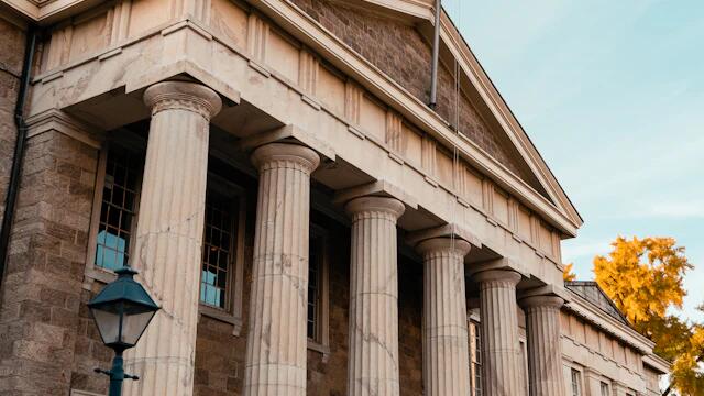Federal Appeals Court Rules Immigrants Detained Over 90 Days Must Receive Bond Hearing